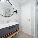 Stilvoll Eingerichtete 4 By Interhome