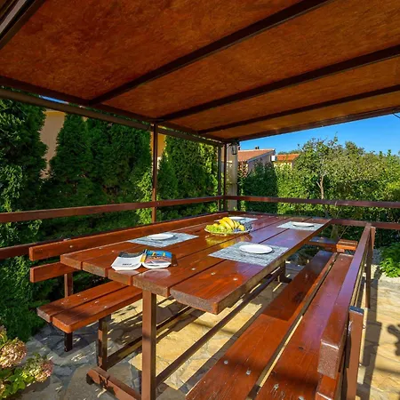 Διαμέρισμα Stilvoll Eingerichtete 4 By Interhome