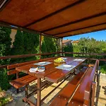 شقة Stilvoll Eingerichtete 4 By Interhome