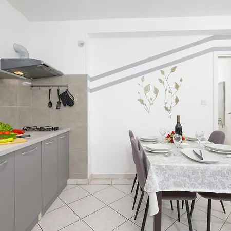 Stilvoll Eingerichtete 4 By Interhome Appartement *