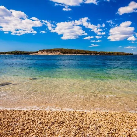 Stilvoll Eingerichtete 4 By Interhome *