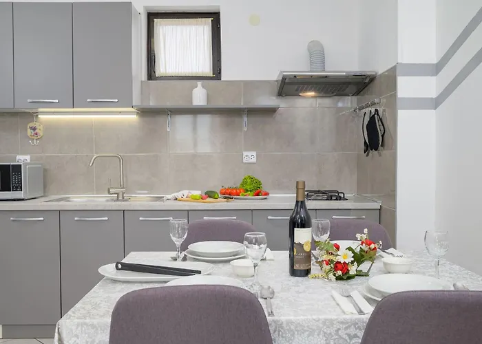 Stilvoll Eingerichtete 4 By Interhome Appartement