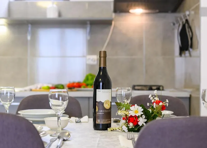 Stilvoll Eingerichtete 4 By Interhome Stinjan