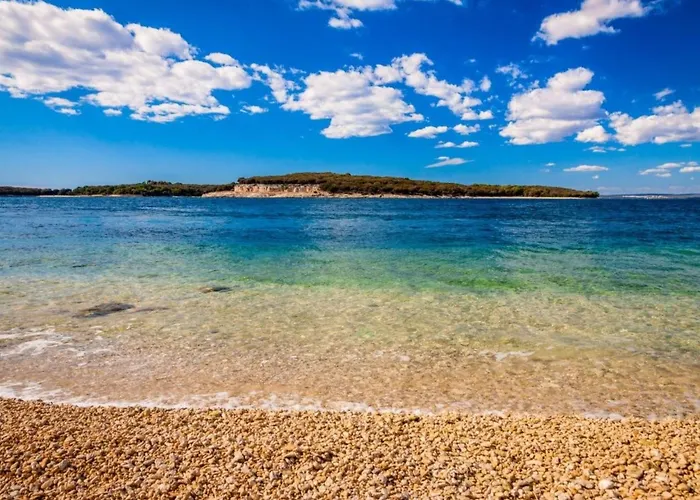 Stilvoll Eingerichtete 4 By Interhome *